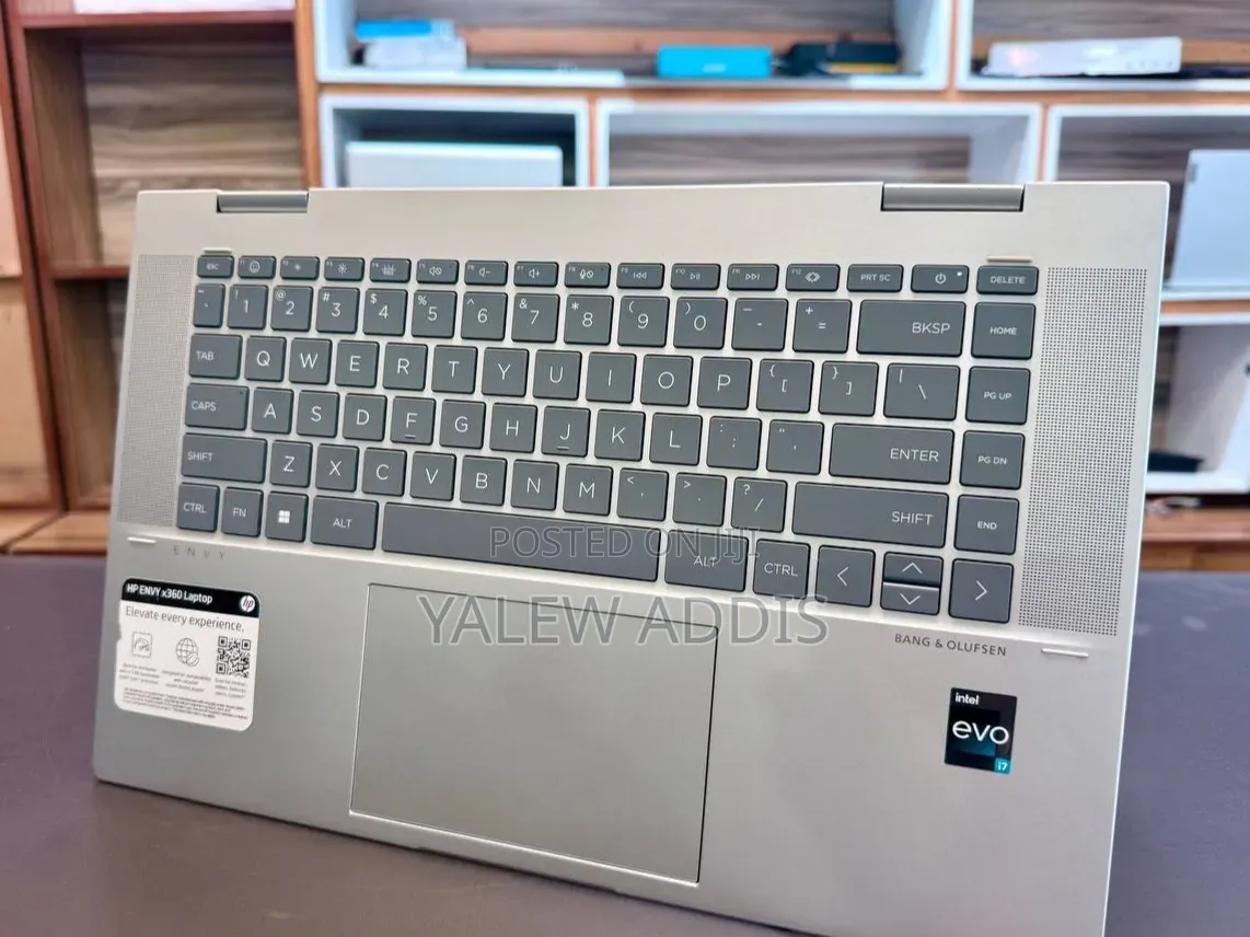 New Laptop HP Envy x360 16GB Intel Core i7 SSD 512GB