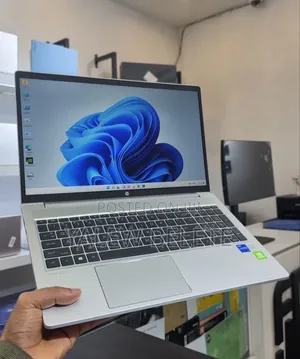 New Laptop HP ProBook 450 G8 16GB Intel Core i7 SSD 512GB