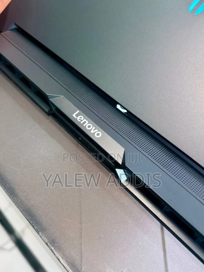 New Laptop Lenovo Legion 9 32GB Intel Core Ultra 9 SSD 1T