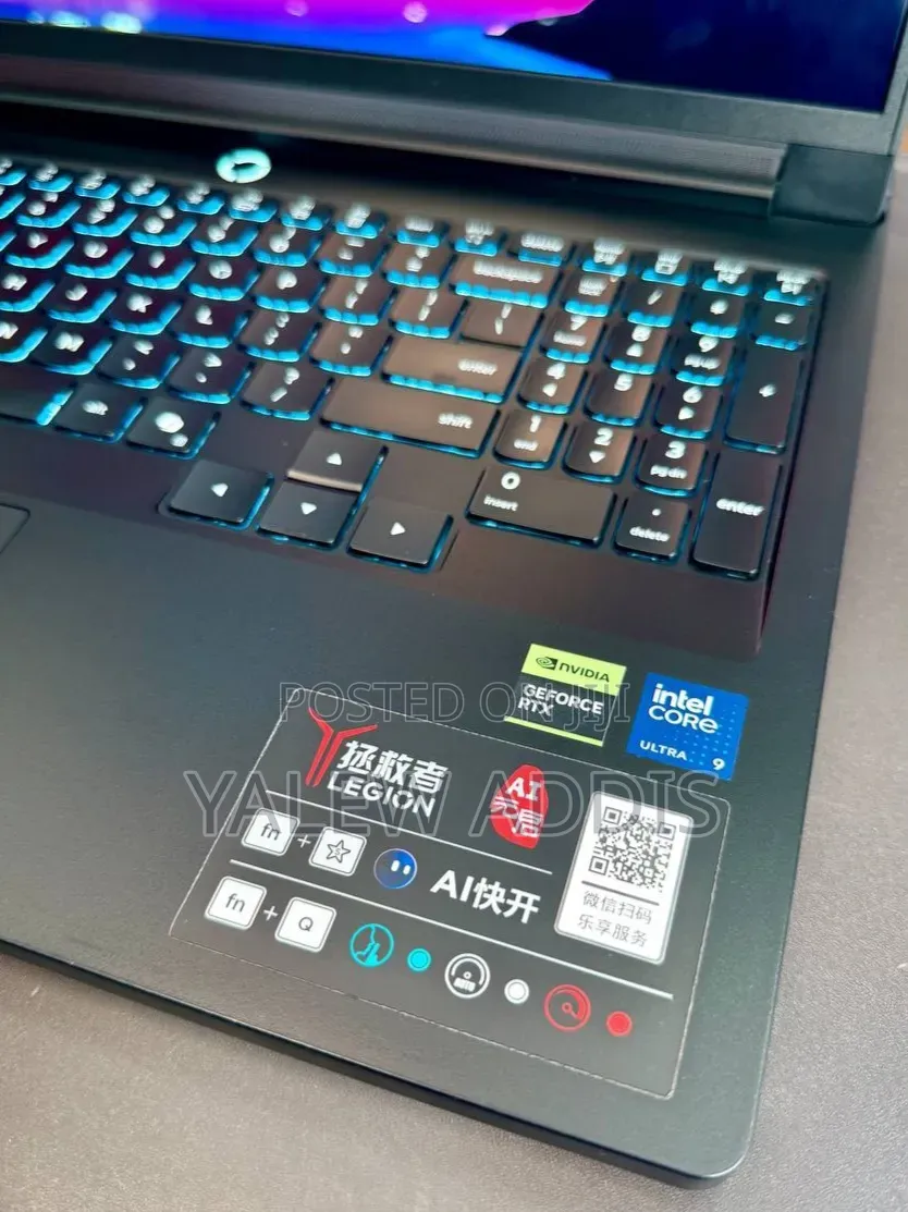 New Laptop Lenovo Legion 9 32GB Intel Core Ultra 9 SSD 1T