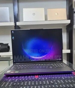 New Laptop Lenovo Legion 9 32GB AMD Ryzen 9 SSD 1T
