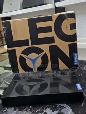 New Laptop Lenovo Legion 9 32GB AMD Ryzen 9 SSD 1T