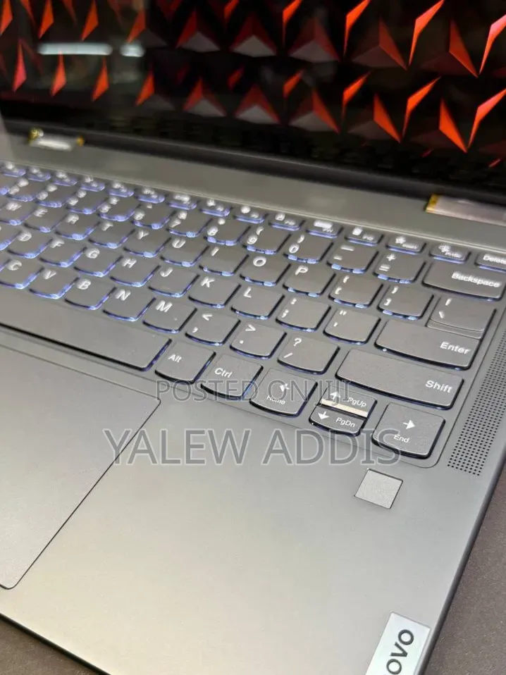 New Laptop Lenovo Yoga 2 16GB Intel Core Ultra 7 SSD 512GB