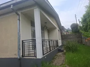 Furnished 3bdrm Villa in አያት አደባባይ አካባቢ አያት, Yeka for sale