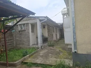 Furnished 3bdrm Villa in አያት አደባባይ አካባቢ አያት, Yeka for sale