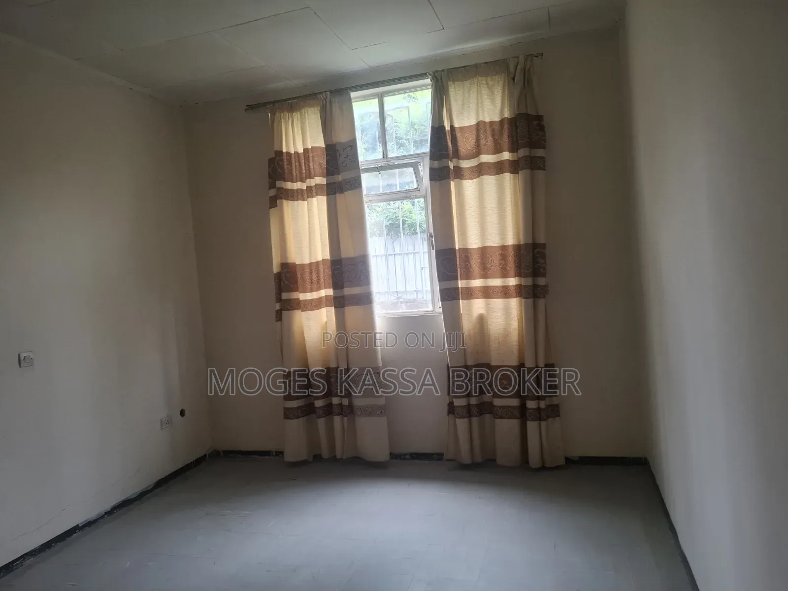 Furnished 3bdrm Villa in አያት አደባባይ አካባቢ አያት, Yeka for sale