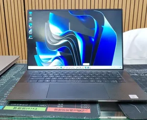 New Laptop Dell XPS 15 16GB Intel Core i7 SSD 512GB