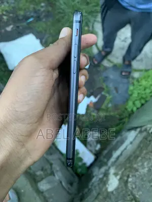 Apple iPhone 8 64 GB Black