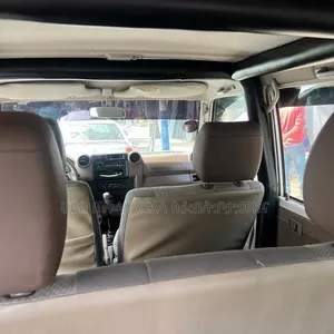 Toyota Land Cruiser 2011 White
