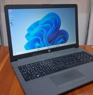New Laptop HP 250 G7 8GB Intel Core i7 HDD+SSD 1T