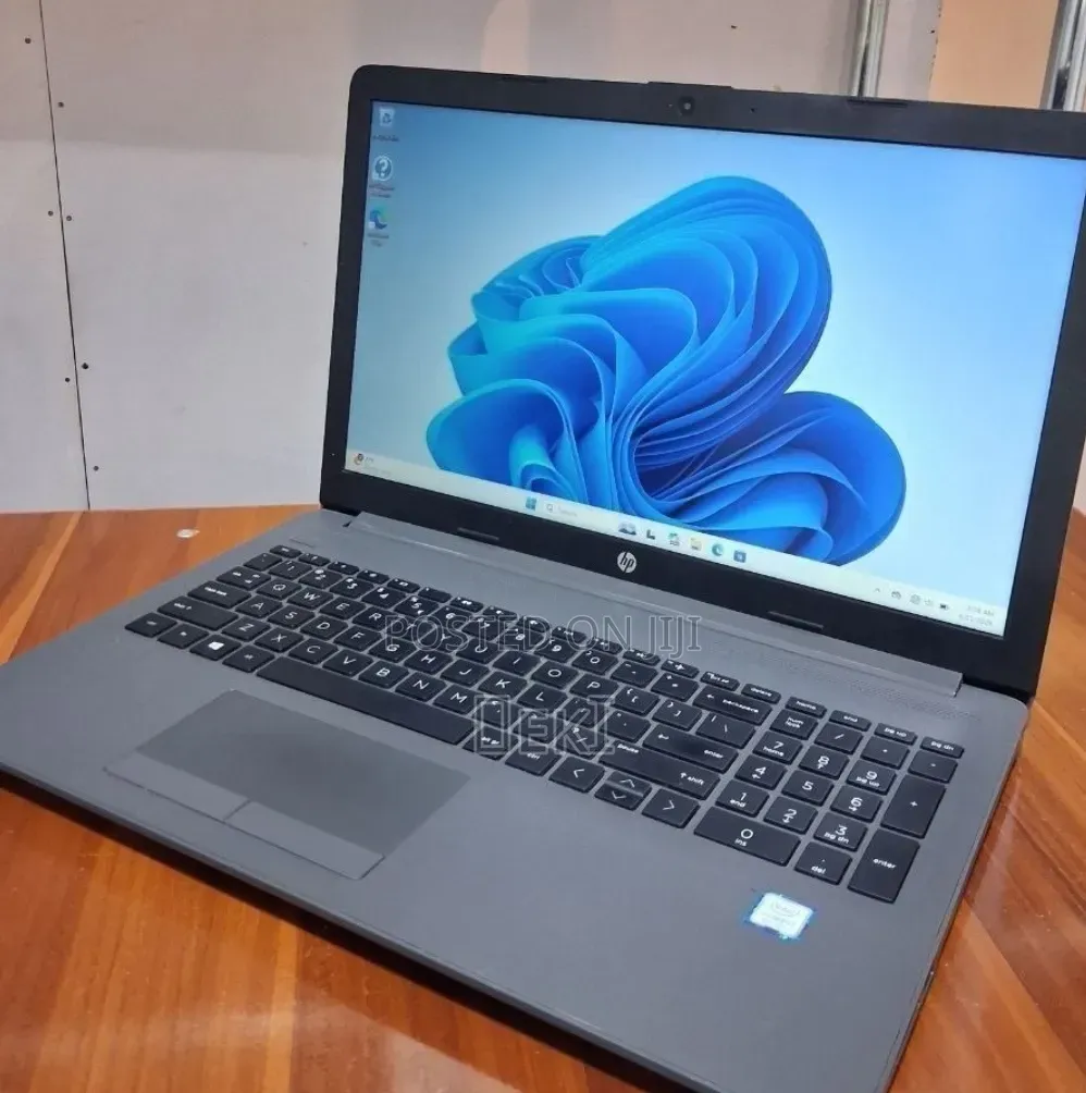 New Laptop HP 250 G7 8GB Intel Core i7 HDD+SSD 1T