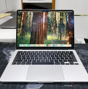 New Laptop Apple MacBook Air 2022 M2 8GB Apple M2 SSD 256GB