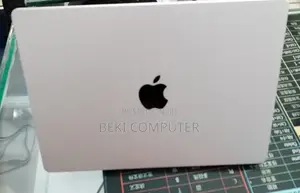 New Laptop Apple MacBook Pro 2025 M5 16GB Apple M5 SSD 512GB