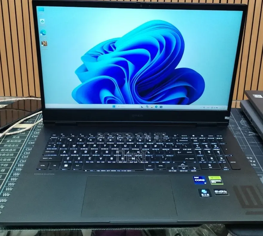 New Laptop HP Omen 16 16GB Intel Core i9 SSD 1T