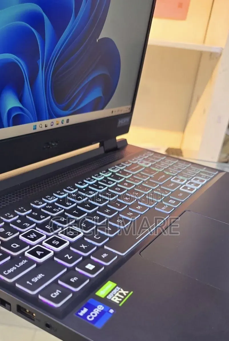 New Laptop Acer Nitro 5 16GB Intel Core i9 SSD 512GB