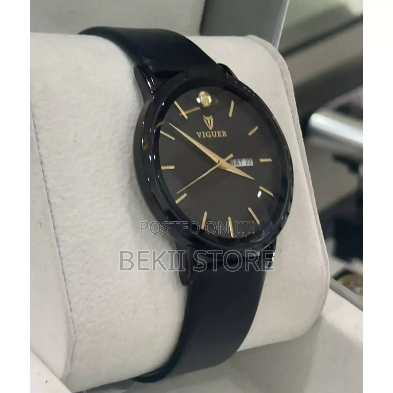 VIGUER Leather Strap Classic Watch