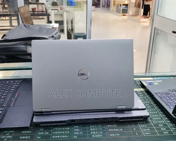 New Laptop Dell Latitude 7450 16GB Intel Core Ultra 7 SSD 512GB