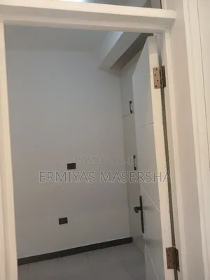 Furnished 3bdrm Apartment in Yeka for sale