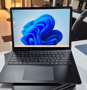 New Laptop Microsoft Surface Laptop 3 16GB Intel Core i5 SSD 256GB
