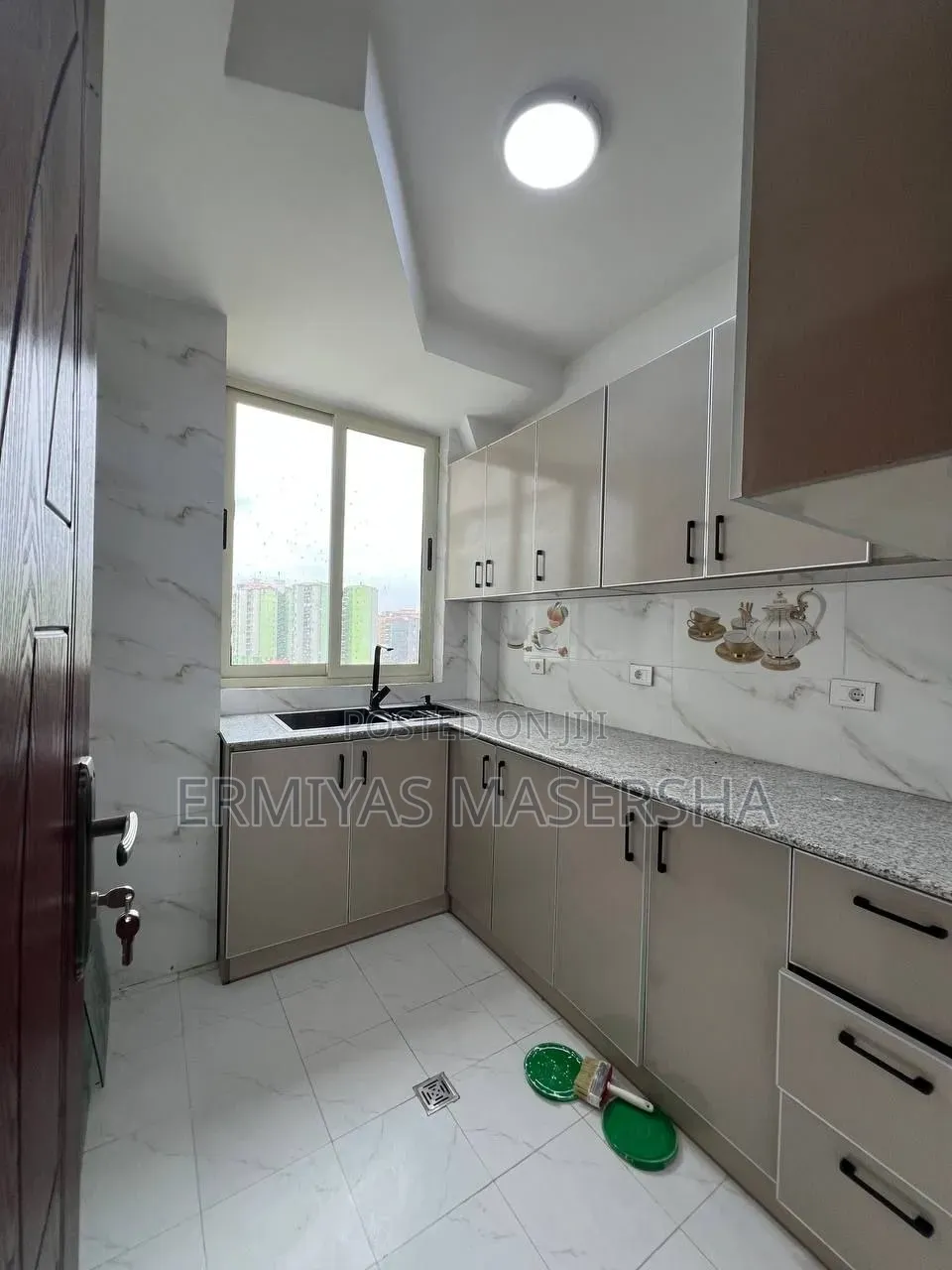 Furnished 2bdrm Condo in Yeka for sale
