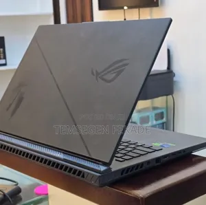 New Laptop Asus ROG Strix G18 40GB Intel Core i9 SSD 1T