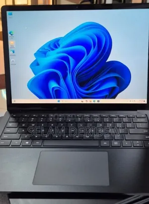 New Laptop Microsoft Surface Laptop 3 16GB Intel Core i7 SSD 256GB