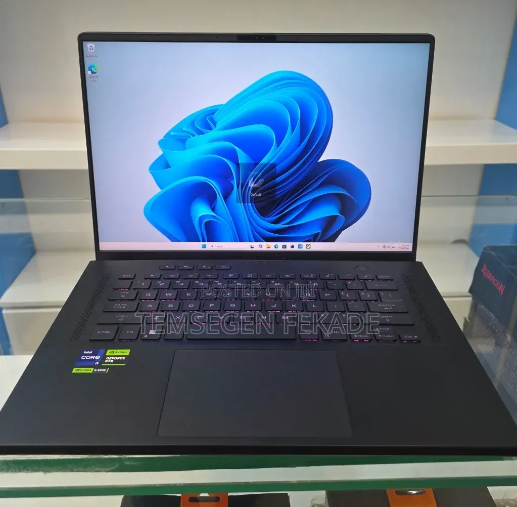 New Laptop Asus ROG Zephyrus G15 16GB Intel Core i9 SSD 1T