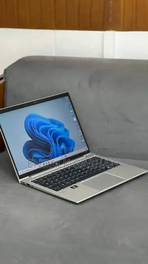 New Laptop HP EliteBook 830 G9 16GB Intel Core i5 SSD 512GB