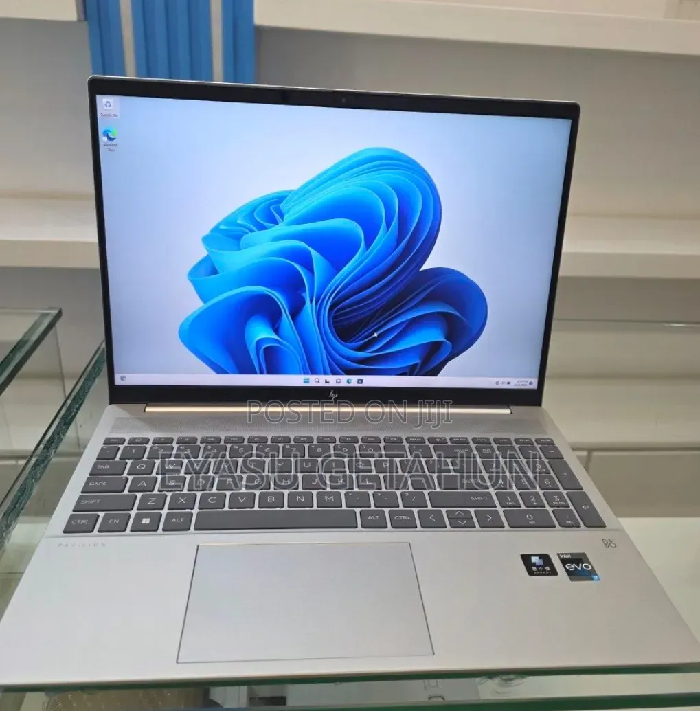 New Laptop HP Pavilion 15 16GB Intel Core i7 SSD 1T
