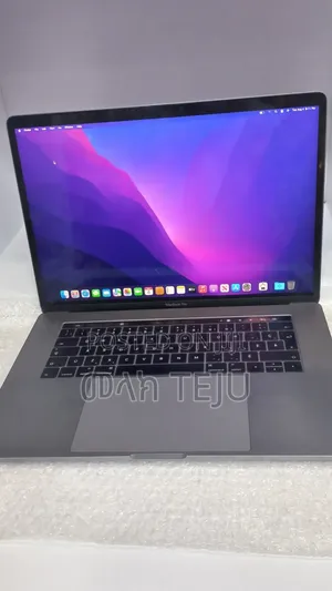 New Laptop Apple MacBook Pro 2016 16GB Intel Core i7 SSD 512GB