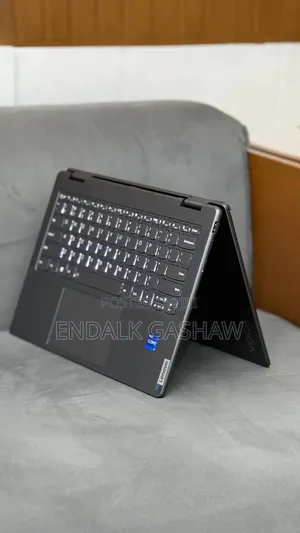 New Laptop Lenovo Yoga 7i 16GB Intel Core i7 SSD 512GB