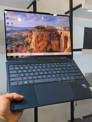 New Laptop Lenovo Yoga 9 16GB Intel Core Ultra 7 SSD 1T