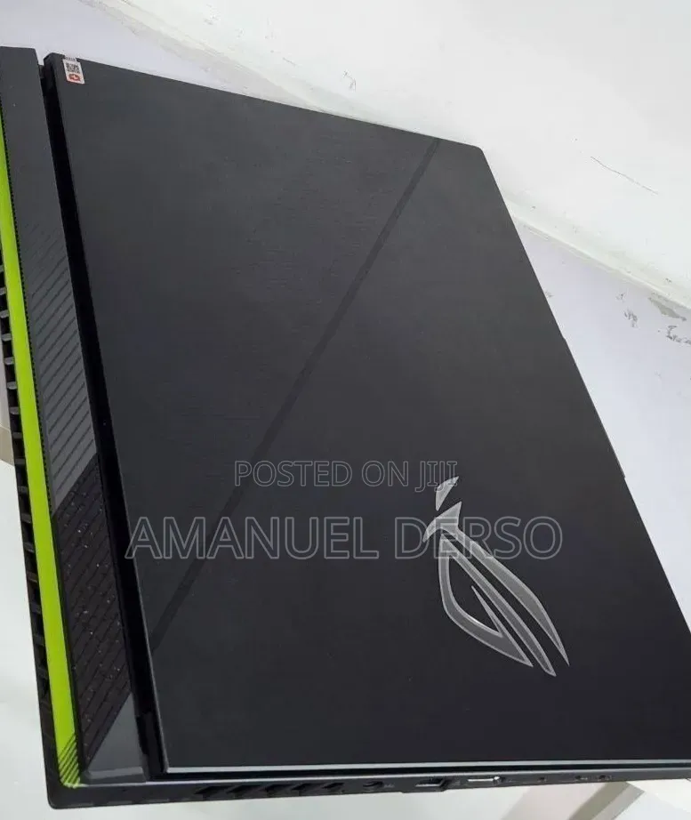 New Laptop Asus ROG Strix G15 16GB Intel Core i9 SSD 1T