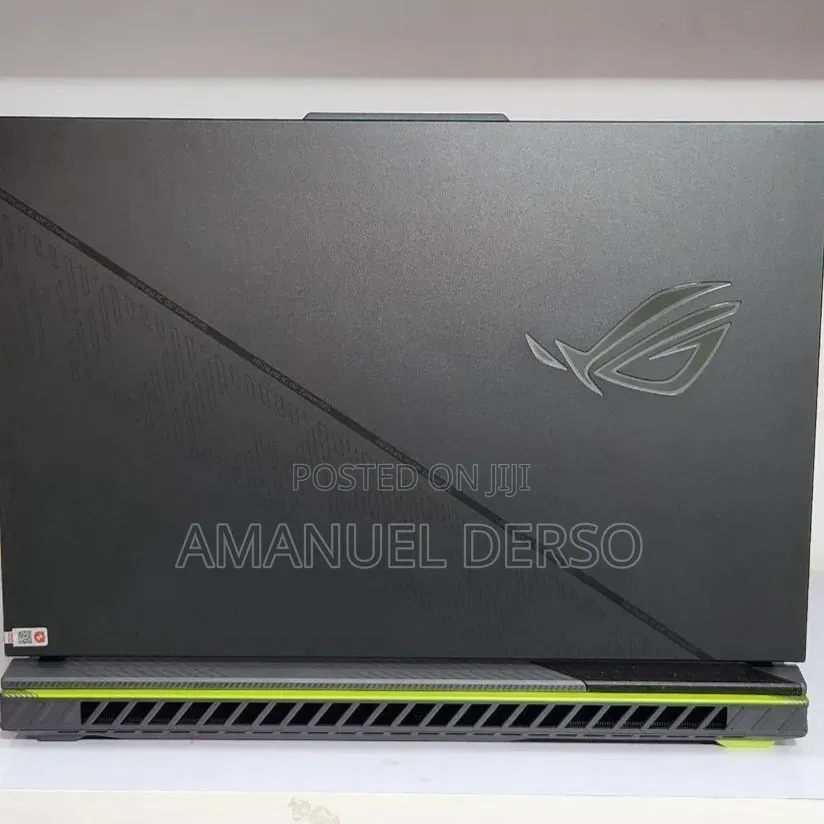 New Laptop Asus ROG Strix G15 16GB Intel Core i9 SSD 1T