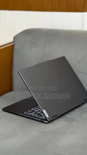 New Laptop Lenovo Yoga 7i 16GB Intel Core i7 SSD 512GB
