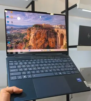 New Laptop Lenovo Yoga 9 16GB Intel Core Ultra 7 SSD 1T