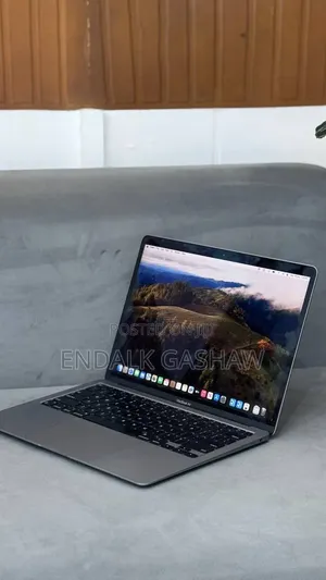 New Laptop Apple MacBook Air 2020 M1 8GB Apple M1 SSD 256GB