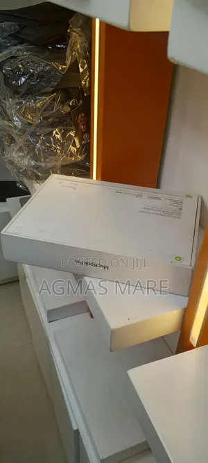 New Laptop Apple MacBook Pro 2026 M5 Pro 24GB Apple M5 Pro SSD 1T