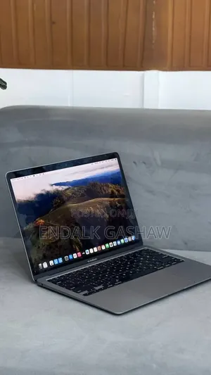 New Laptop Apple MacBook Air 2020 M1 8GB Apple M1 SSD 256GB