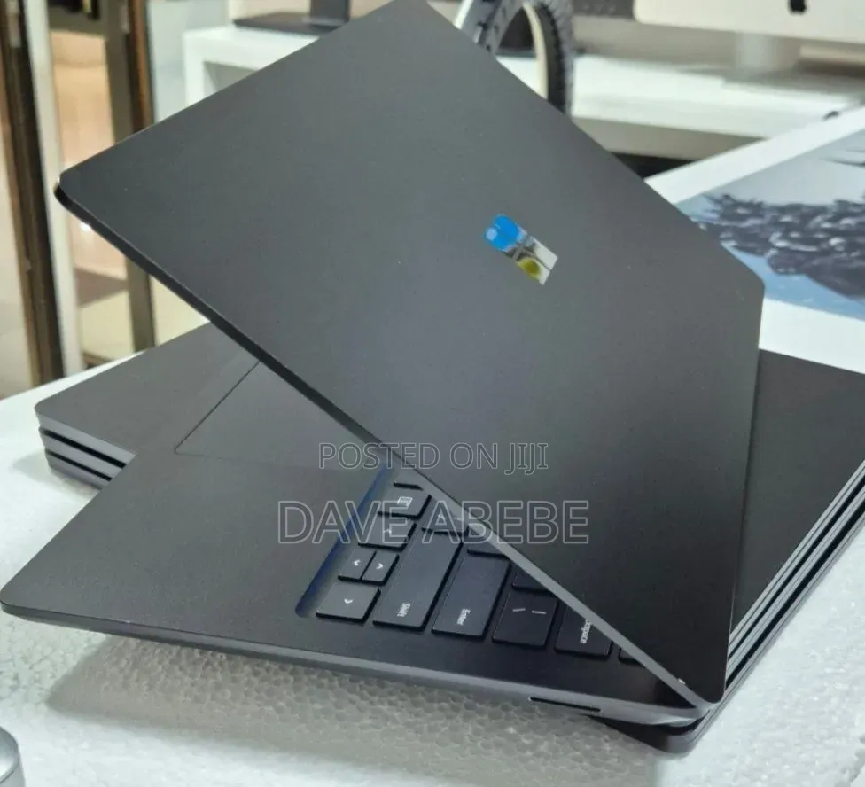 New Laptop Microsoft Surface Laptop 3 16GB Intel Core i5 SSD 256GB