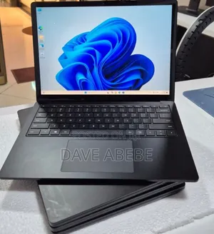 New Laptop Microsoft Surface Laptop 3 16GB Intel Core i5 SSD 256GB