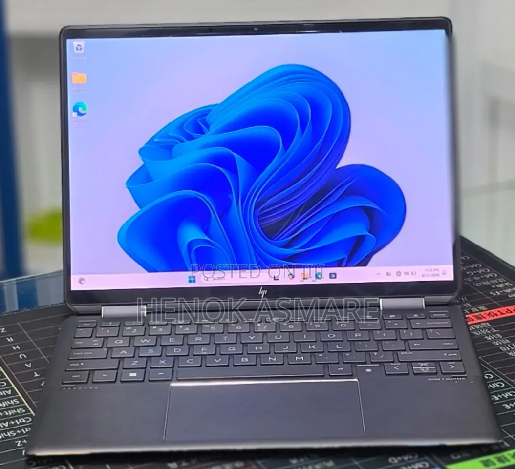 New Laptop HP Spectre 13 16GB Intel Core i7 SSD 1T
