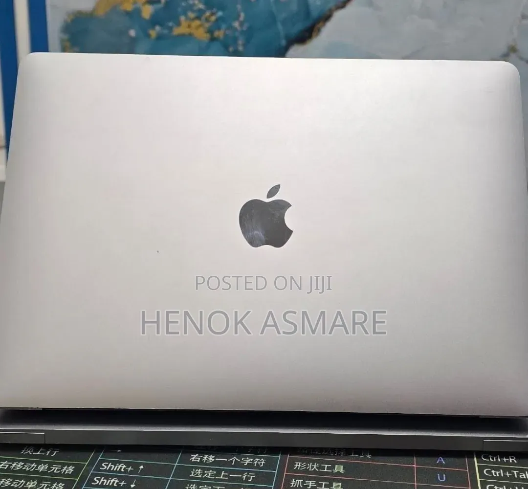 New Laptop Apple MacBook Air 2020 M1 8GB Apple M1 SSD 256GB