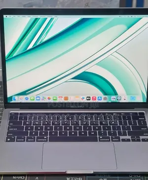 New Laptop Apple MacBook Pro 2022 M2 8GB Apple M2 SSD 256GB