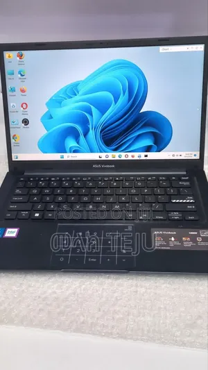 New Laptop Asus Vivobook 15 16GB Intel Core i5 SSD 512GB