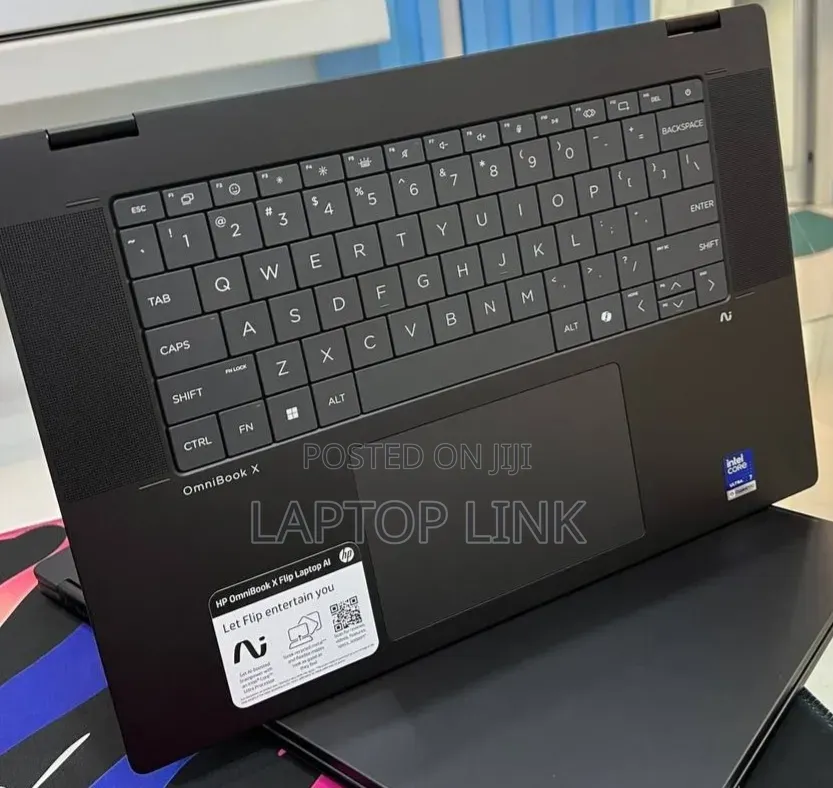New Laptop HP OmniBook X Flip 14" 16GB Intel Core Ultra 7 SSD 1T