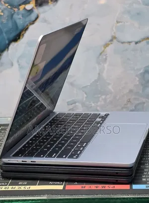 New Laptop Apple MacBook Pro 2024 M4 16GB Apple M4 Pro SSD 256GB