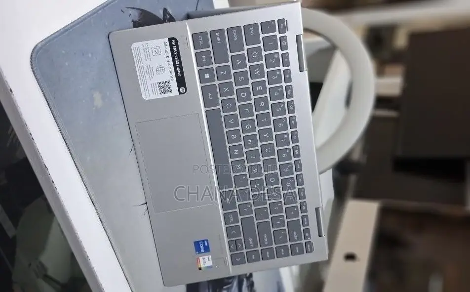New Laptop HP Envy 14 8GB Intel Core i5 SSD 512GB