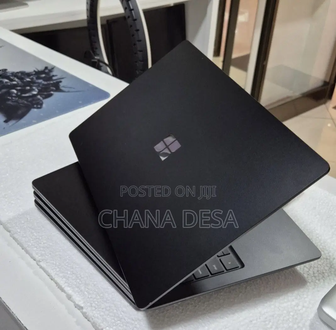 New Laptop Microsoft Surface Laptop 3 8GB Intel Core i5 SSD 256GB