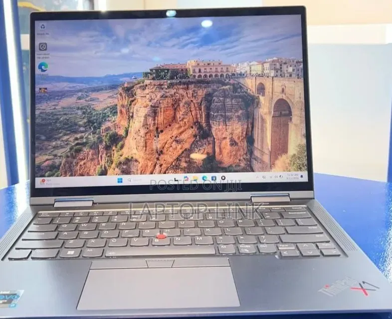 New Laptop Lenovo ThinkPad X1 Yoga 16GB Intel Core i7 SSD 512GB